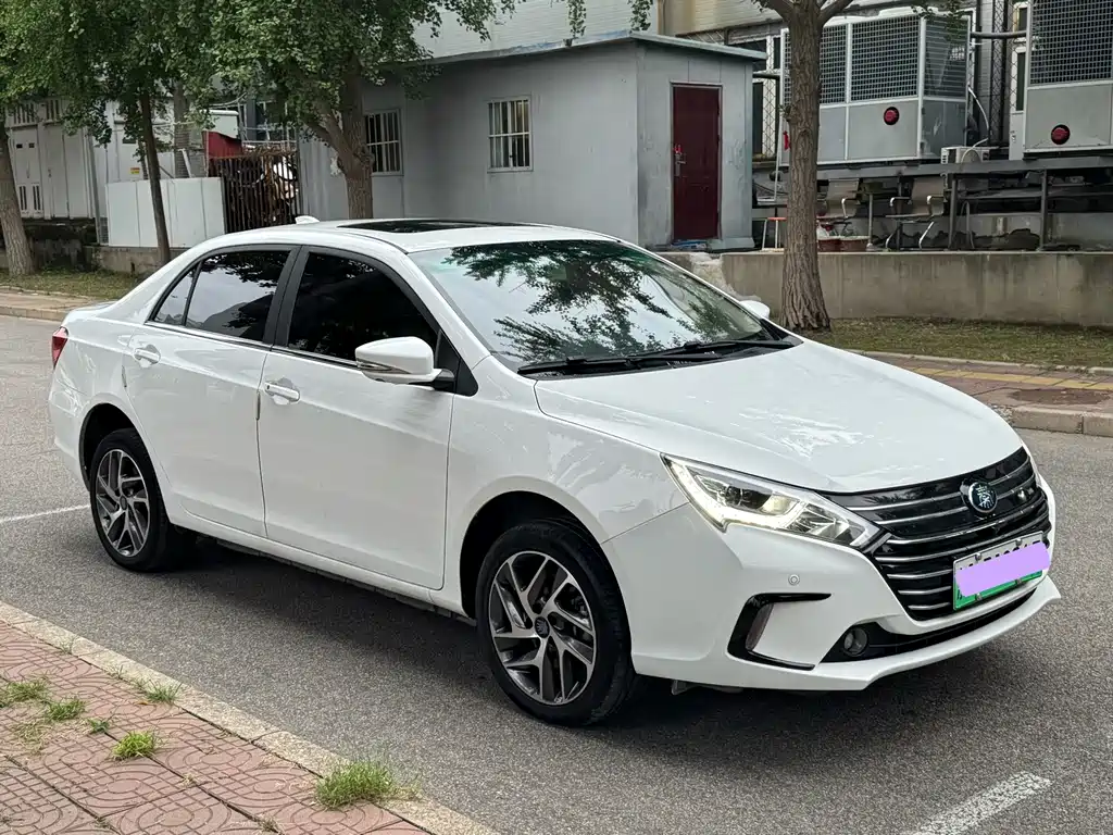 BYD Qin NEV — миниатюра 27