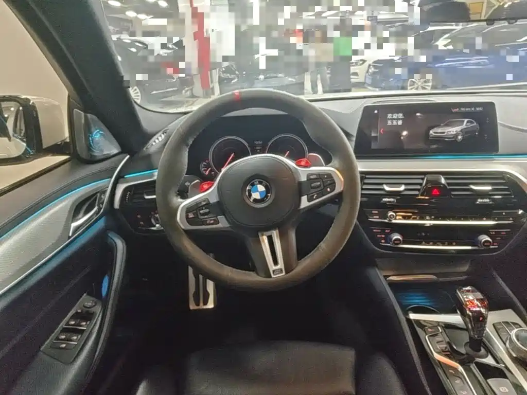 BMW 5 Series (Import) — миниатюра 11