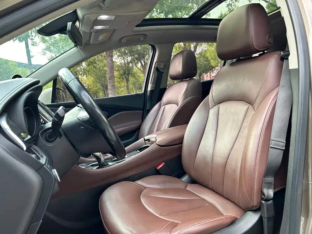 Buick Envision Plus — миниатюра 5