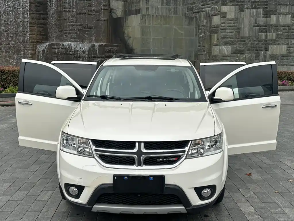 Dodge Journey — миниатюра 9