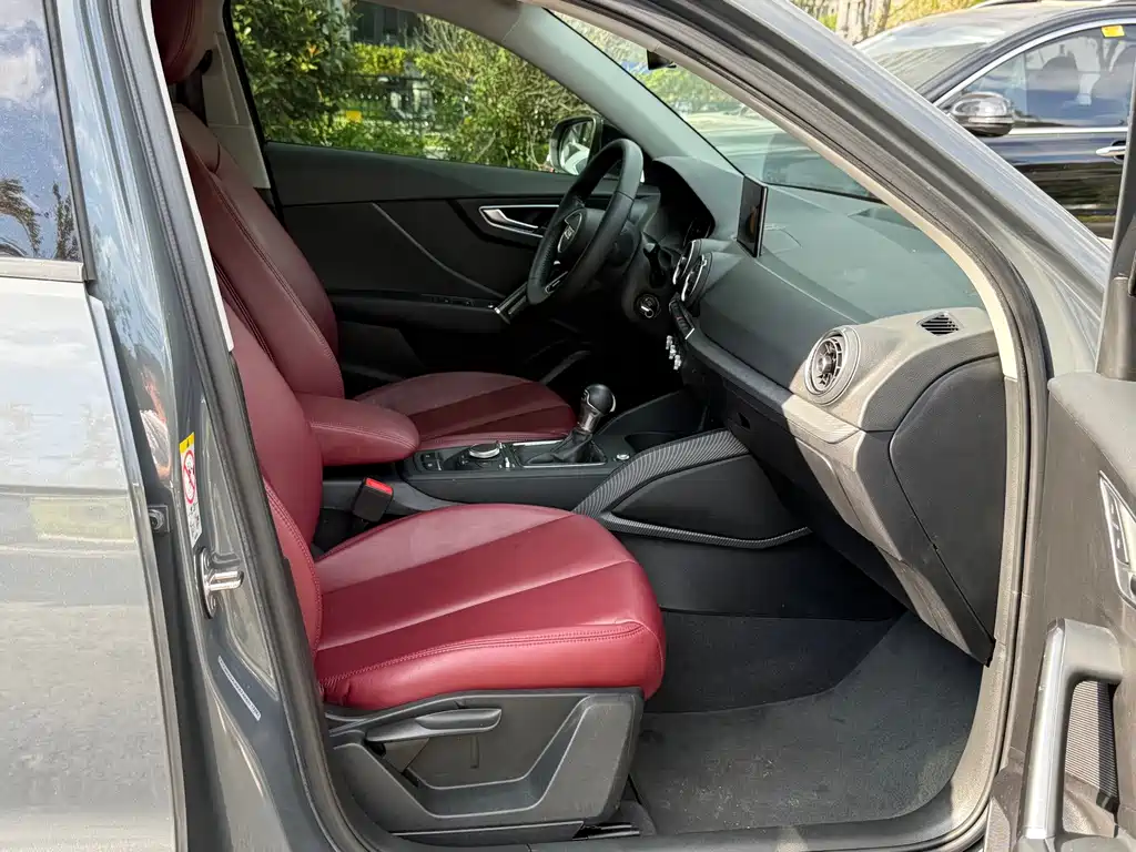 Audi Q2L — миниатюра 3