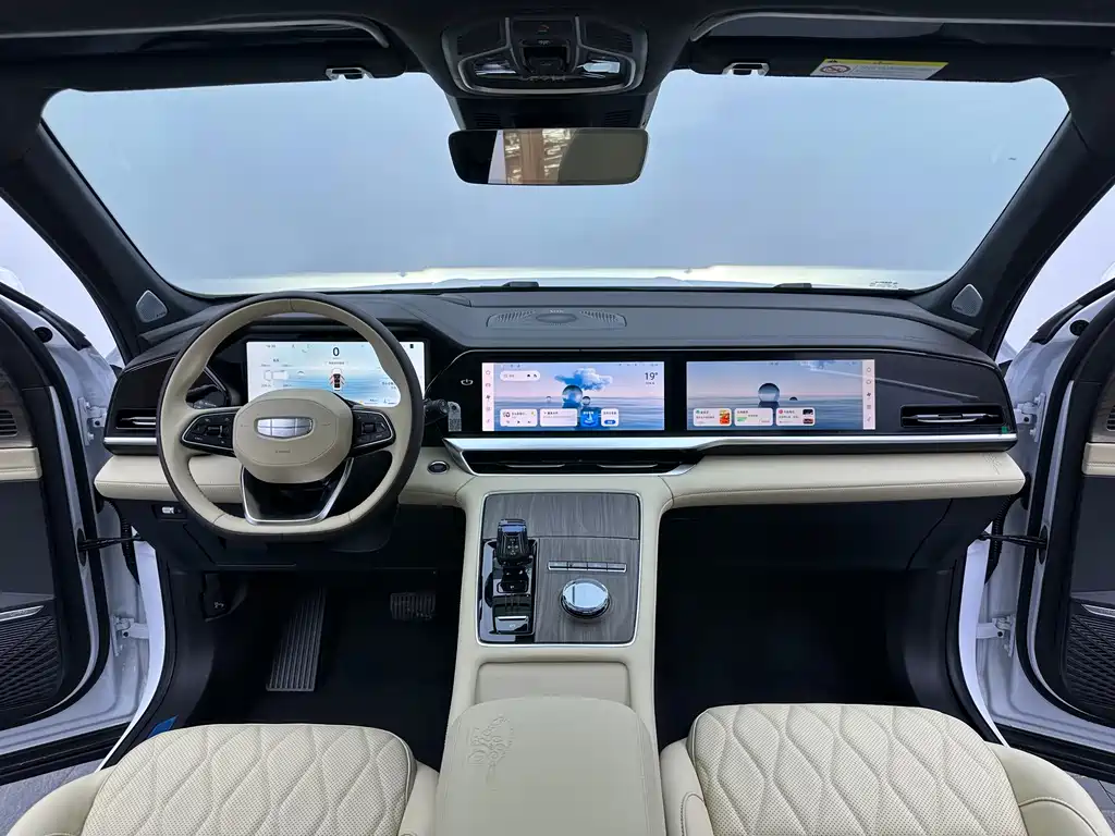 Geely Xingyue L — миниатюра 11