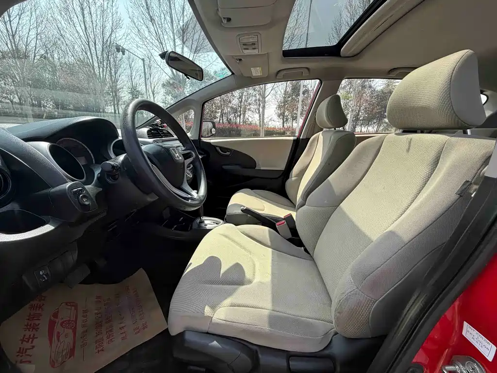 Honda Fit — миниатюра 4