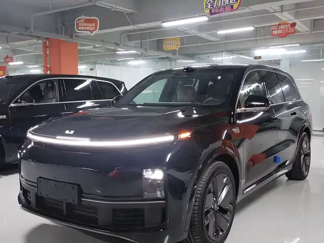 IDEAL CAR IDEAL L9 2025