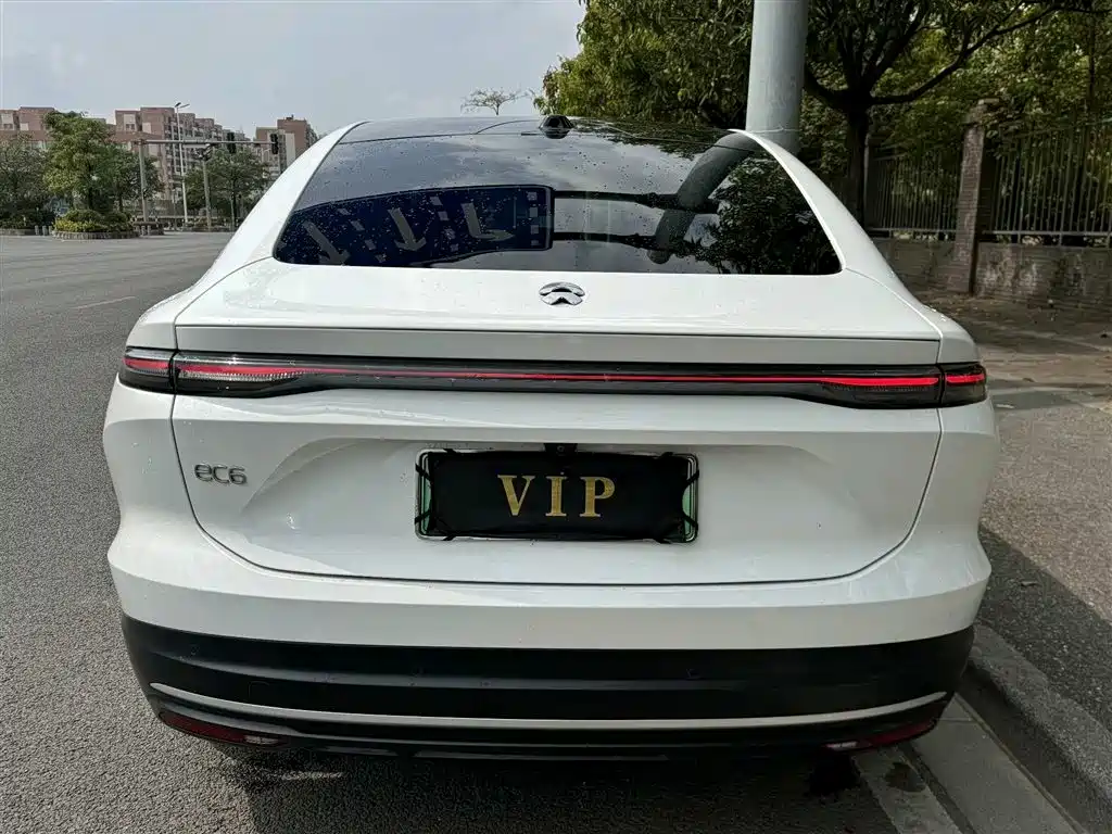NIO NIO EC6