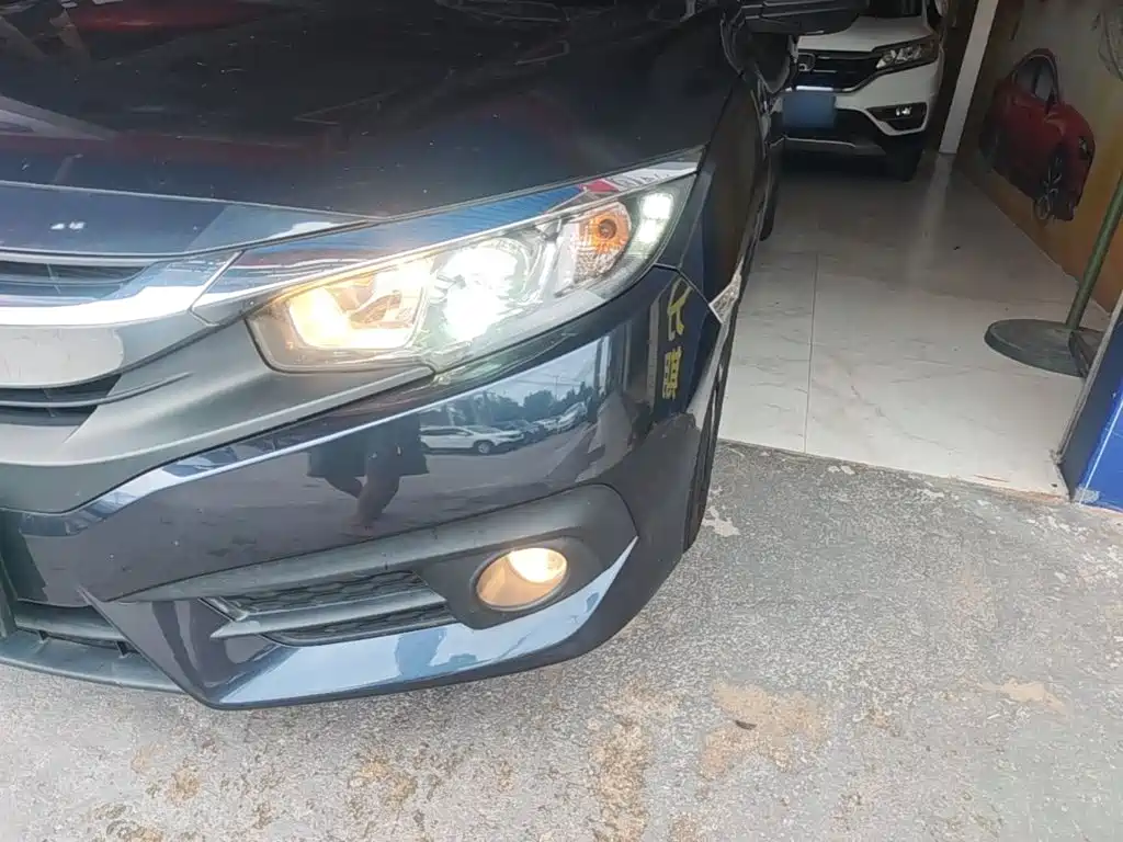 Honda Civic — миниатюра 3
