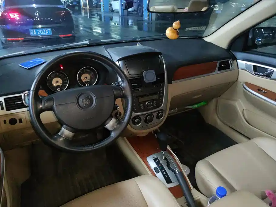 Buick Excelle — миниатюра 12