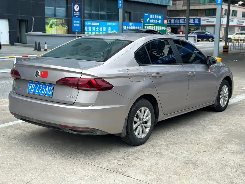 Volkswagen Bora — миниатюра 5