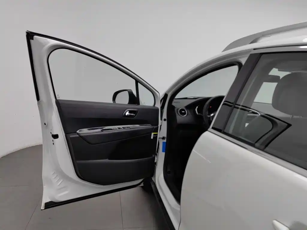 Peugeot 3008 — миниатюра 8