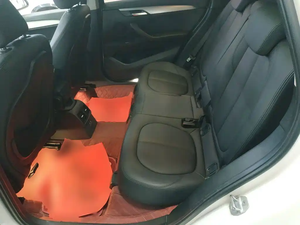 BMW X1 — миниатюра 17