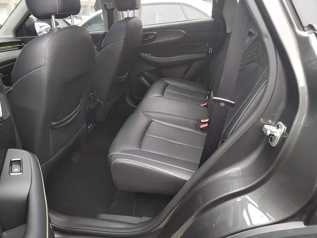 Roewe RX5 — миниатюра 17