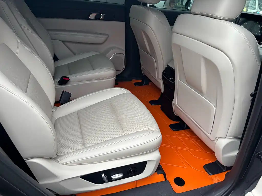 Li Auto Li ONE — миниатюра 11