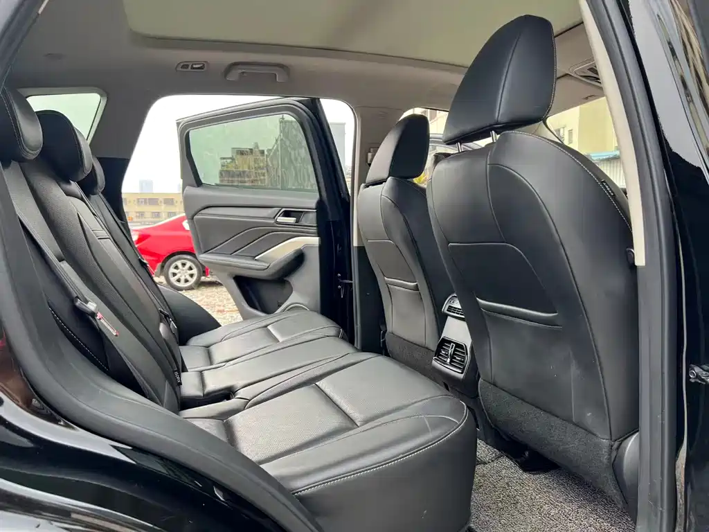 WEI PAI WEI BRAND VV6