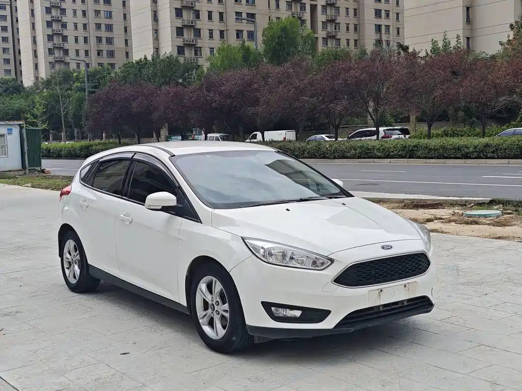 Ford Focus — миниатюра 3