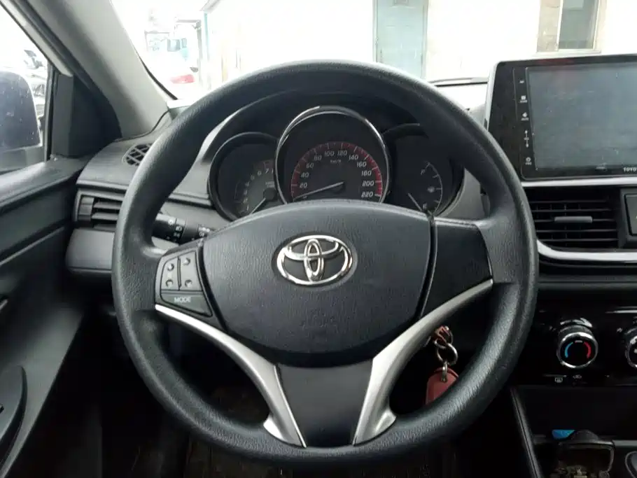 Toyota Vios FS — миниатюра 15