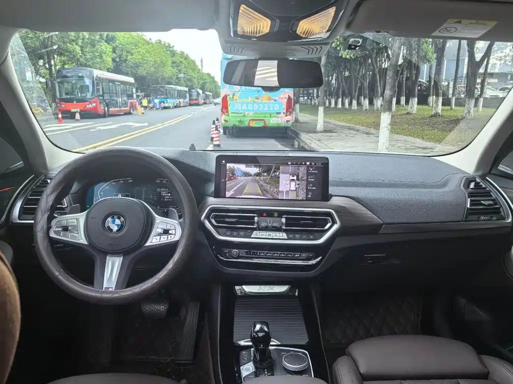 BMW X3 — миниатюра 7