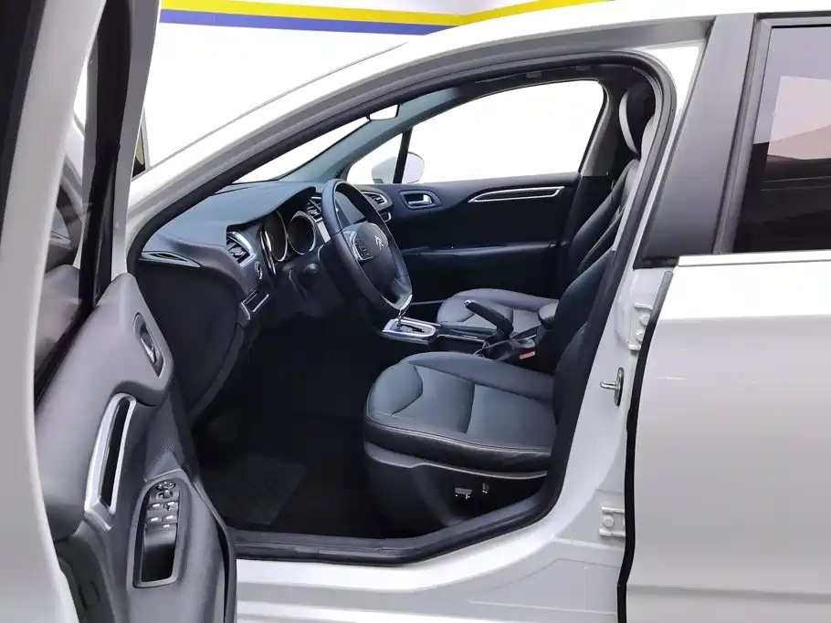 Citroen C4L — миниатюра 9