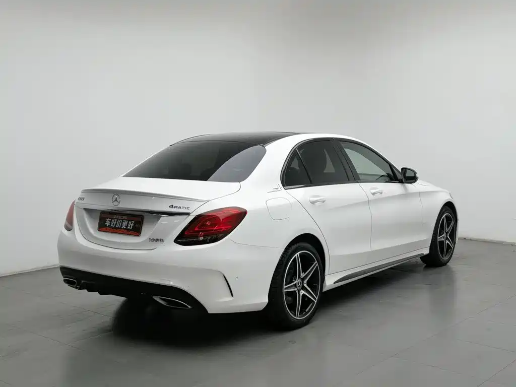 Mercedes-Benz C-Class — миниатюра 2
