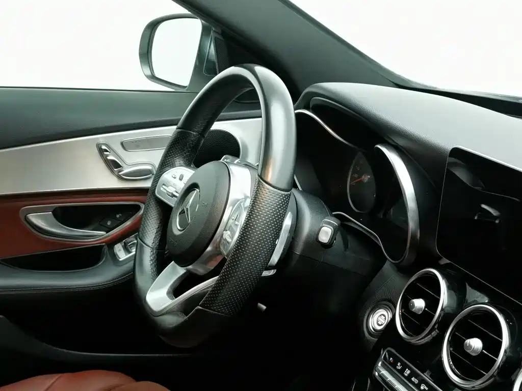 Mercedes-Benz C-Class — миниатюра 22