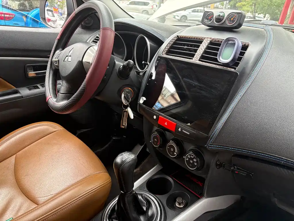 Mitsubishi ASX — миниатюра 10