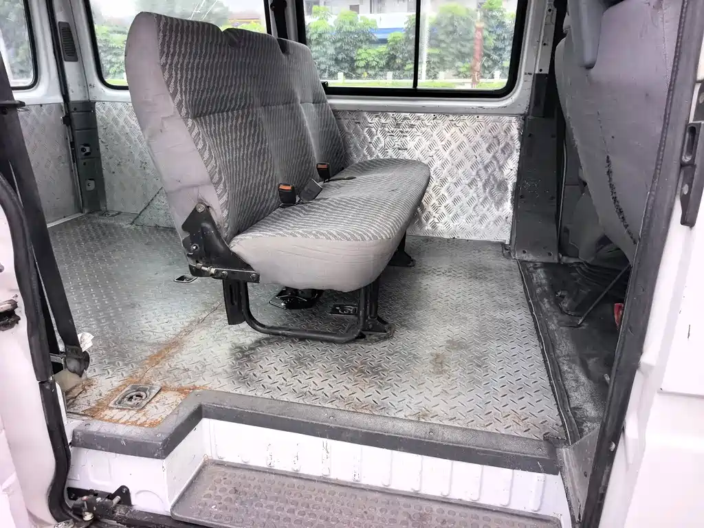 Ford Transit Classic — миниатюра 12