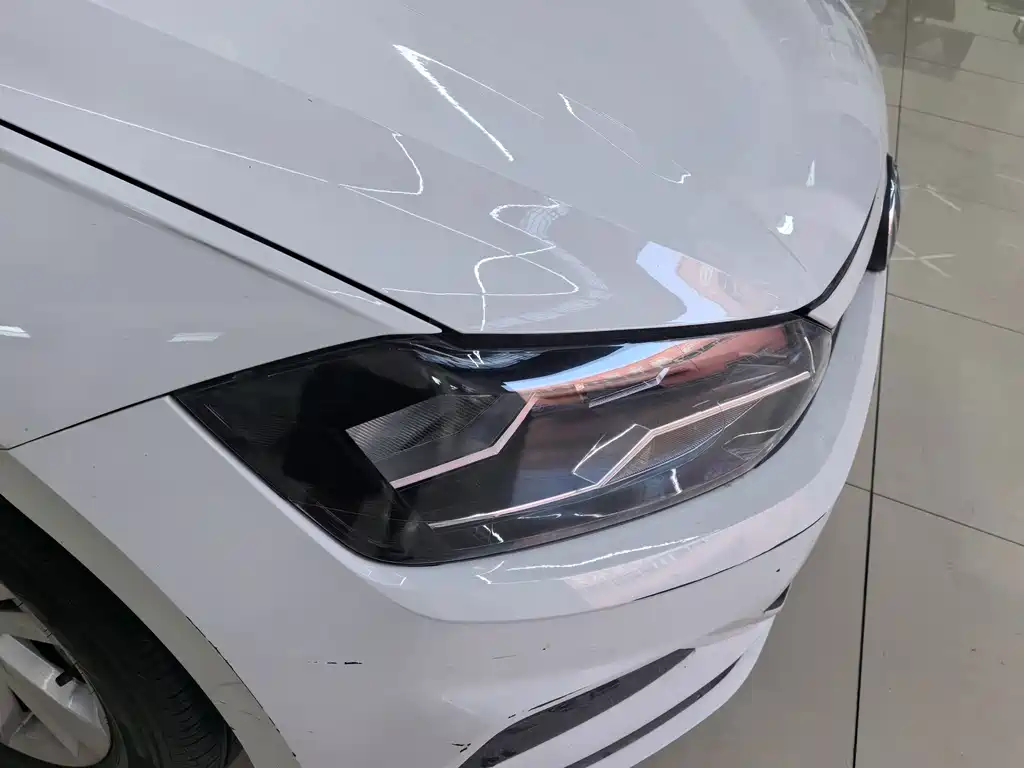 Volkswagen Polo — миниатюра 11