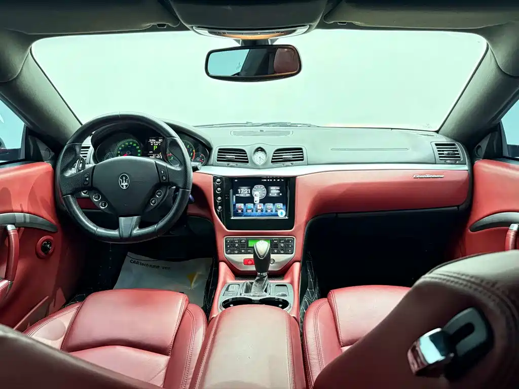 Maserati GranTurismo — миниатюра 13