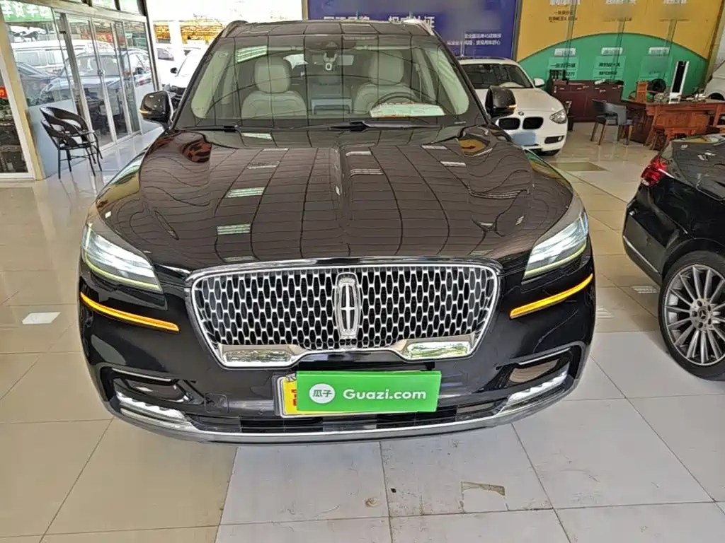 Lincoln Aviator (Import) — миниатюра 3