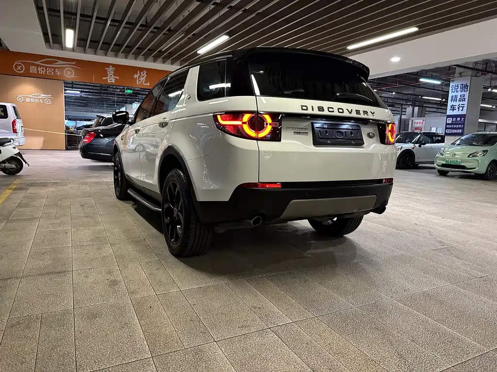 Land Rover Discovery Sport — миниатюра 5