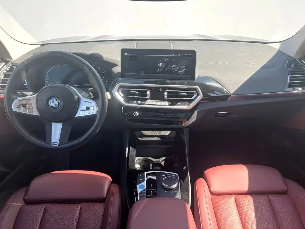 BMW iX3 — миниатюра 5