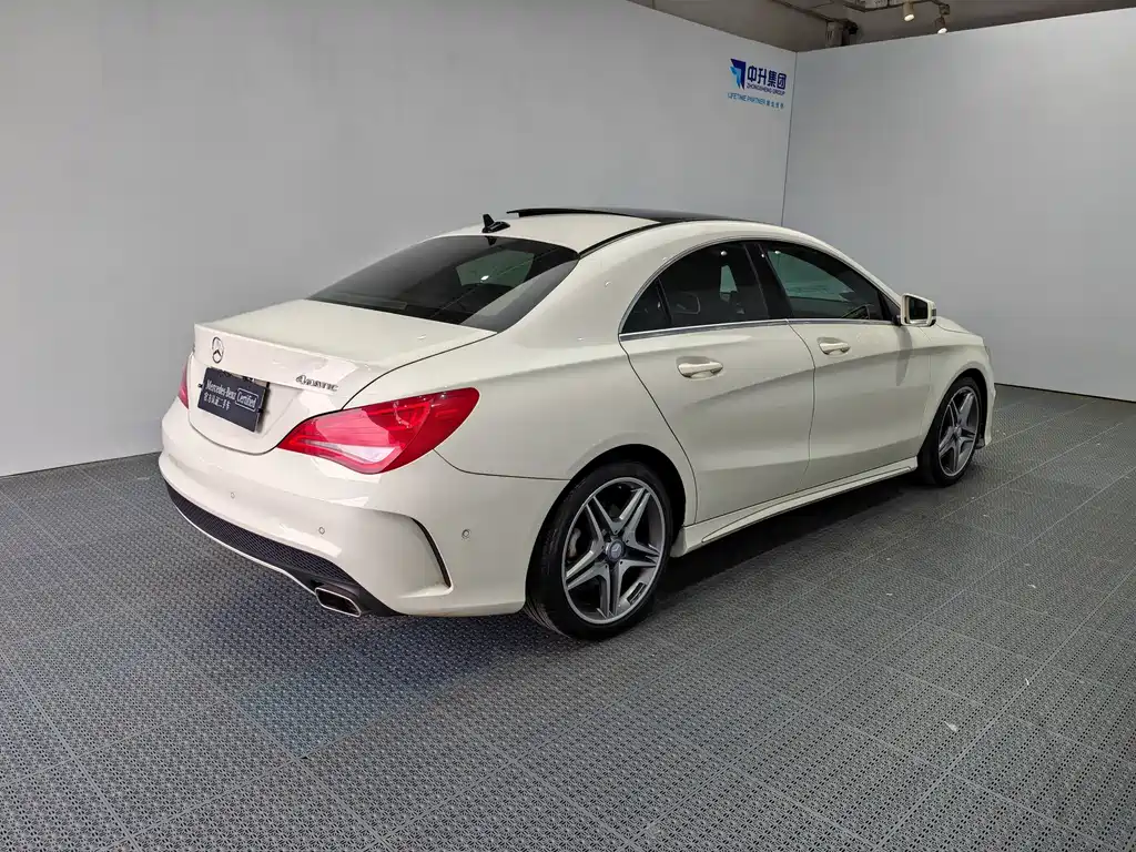 Mercedes-Benz CLA 2015 CLA 220 4MATIC
