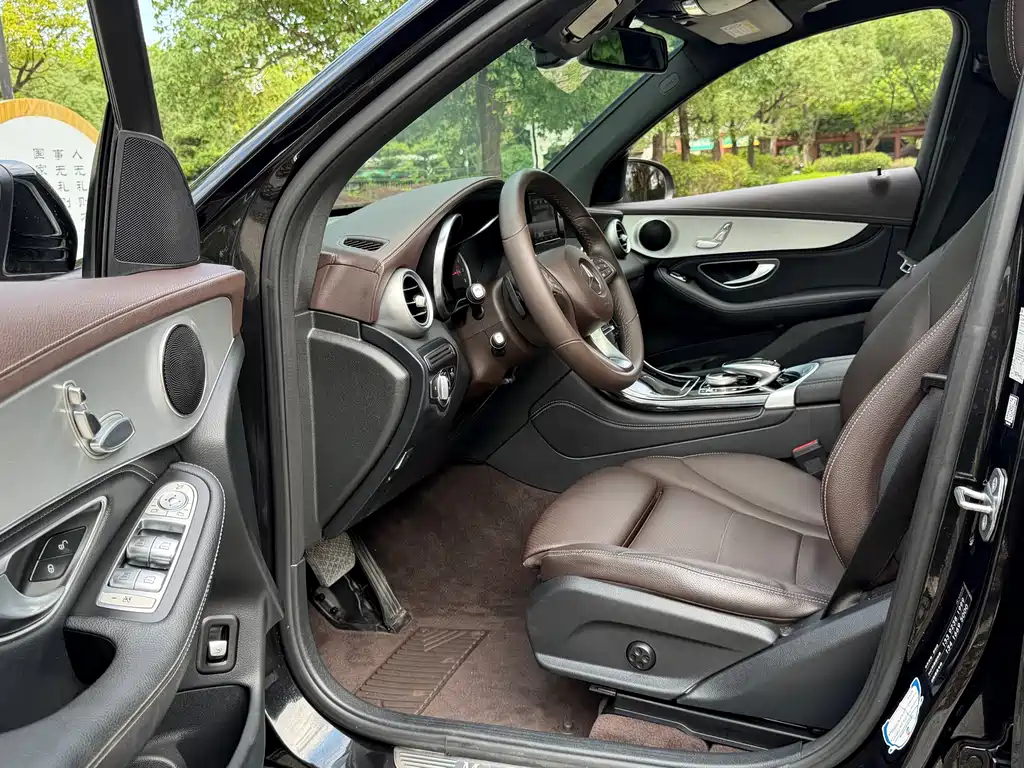 Mercedes-Benz GLC — миниатюра 12