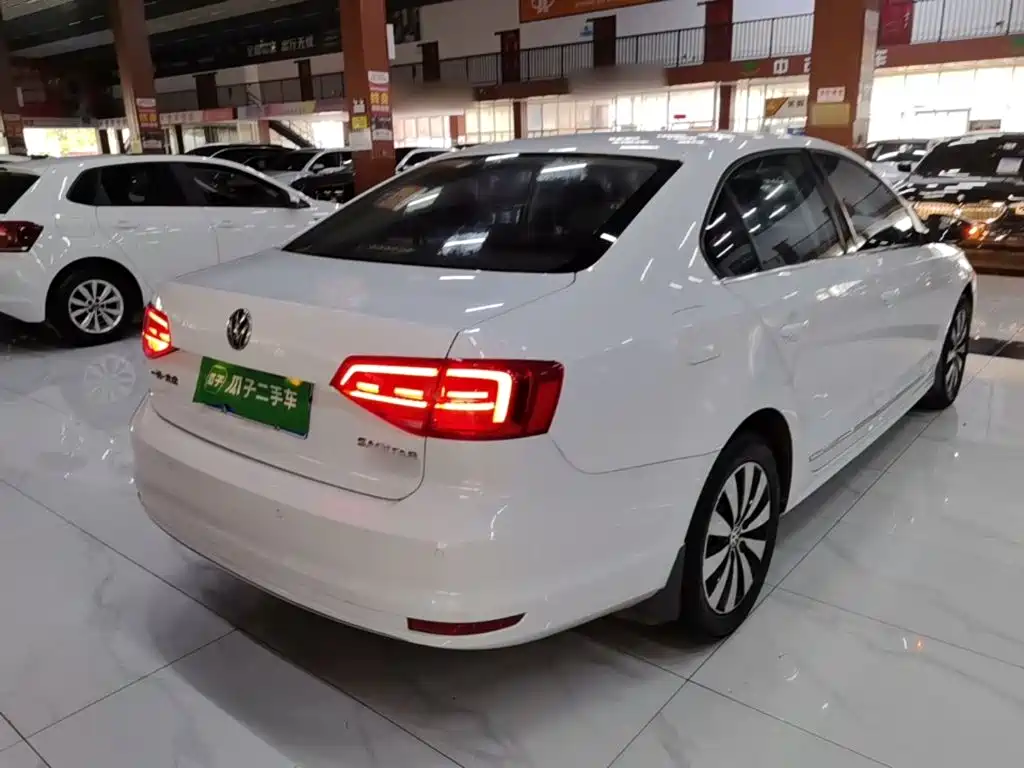 Volkswagen Sagitar — миниатюра 7