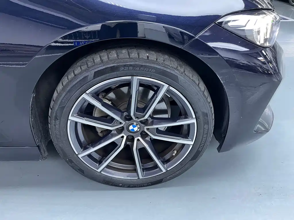 BMW 3 Series — миниатюра 21