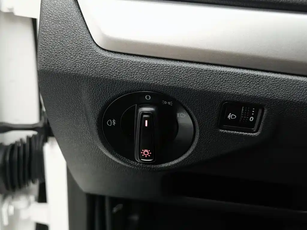 Volkswagen Lavida — миниатюра 21