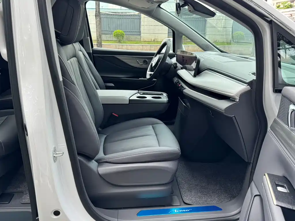 Buick GL8 2026 Smart