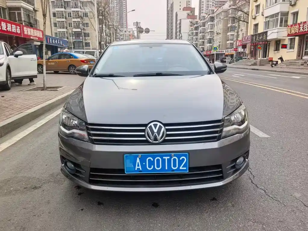Volkswagen Bora 2014 1.6L AT Comfort
