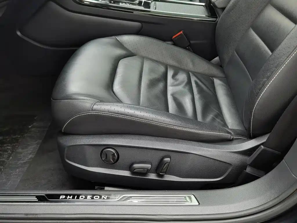 Volkswagen Phideon — миниатюра 20