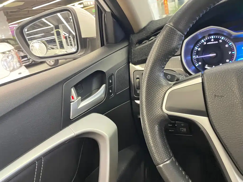 Geely Emgrand — миниатюра 12
