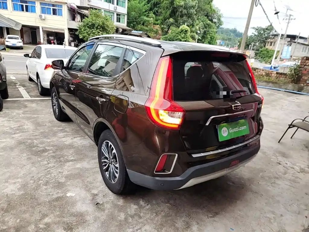 Geely Vision X6 — миниатюра 5