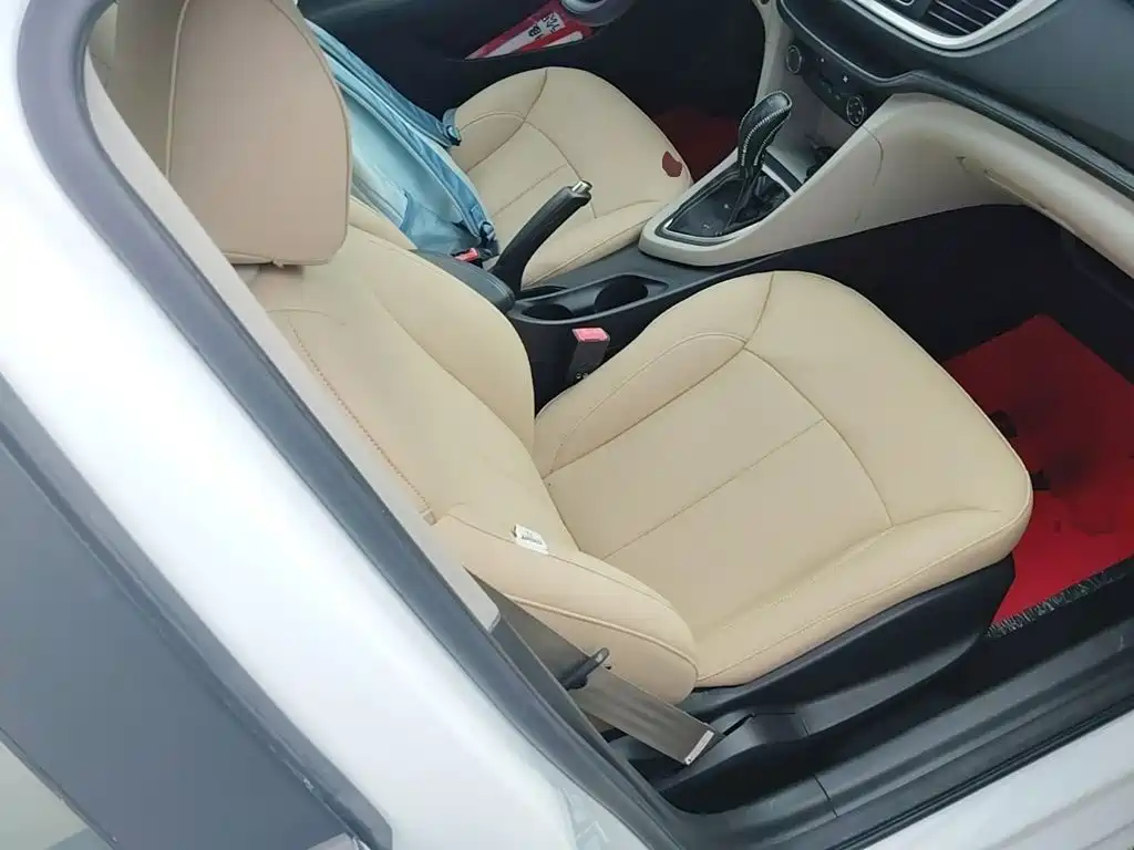 Buick Excelle — миниатюра 25