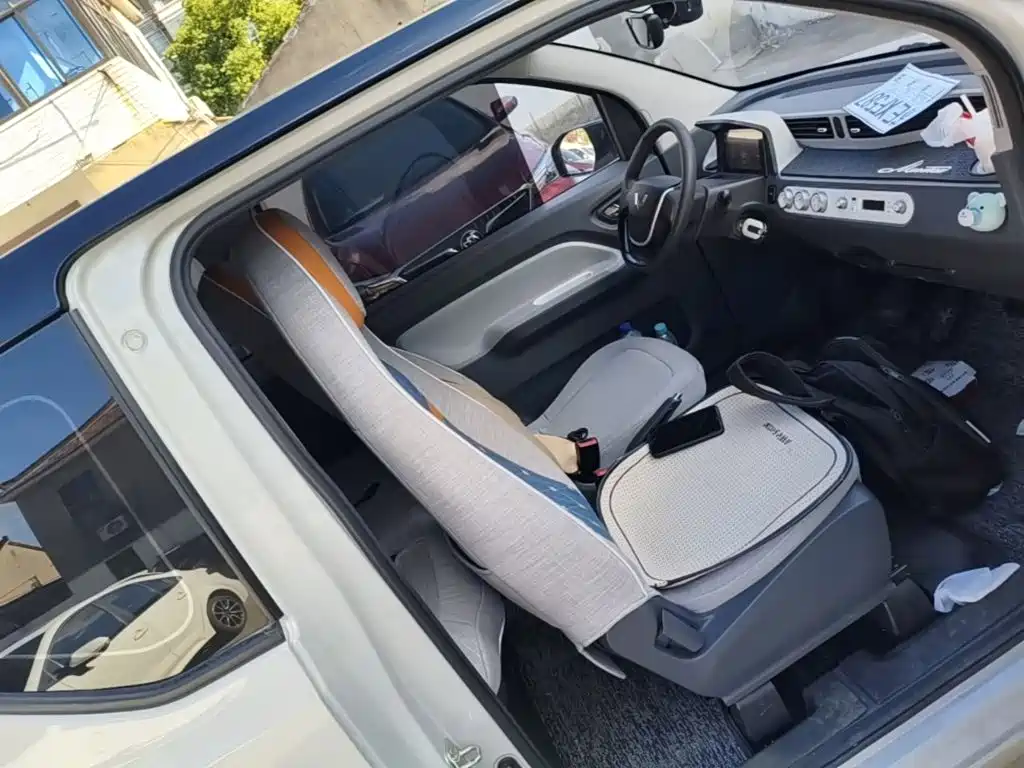 Wuling MINIEV — миниатюра 25