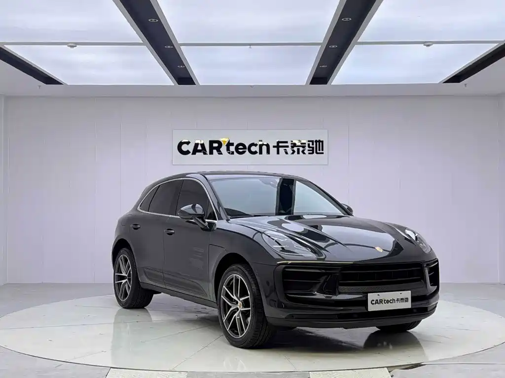 Porsche Macan — миниатюра 7