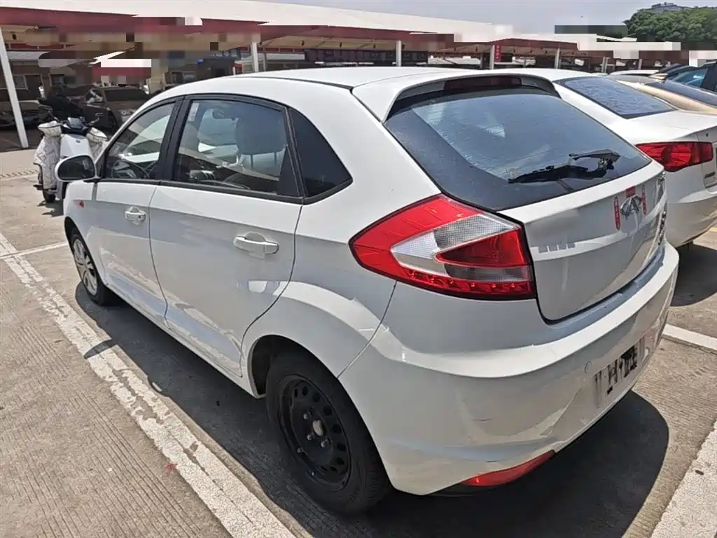 Chery Fulwin 2 2 2015 1.5L MT