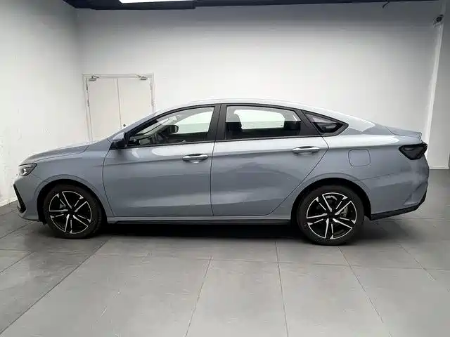 Geely Binrui — миниатюра 8