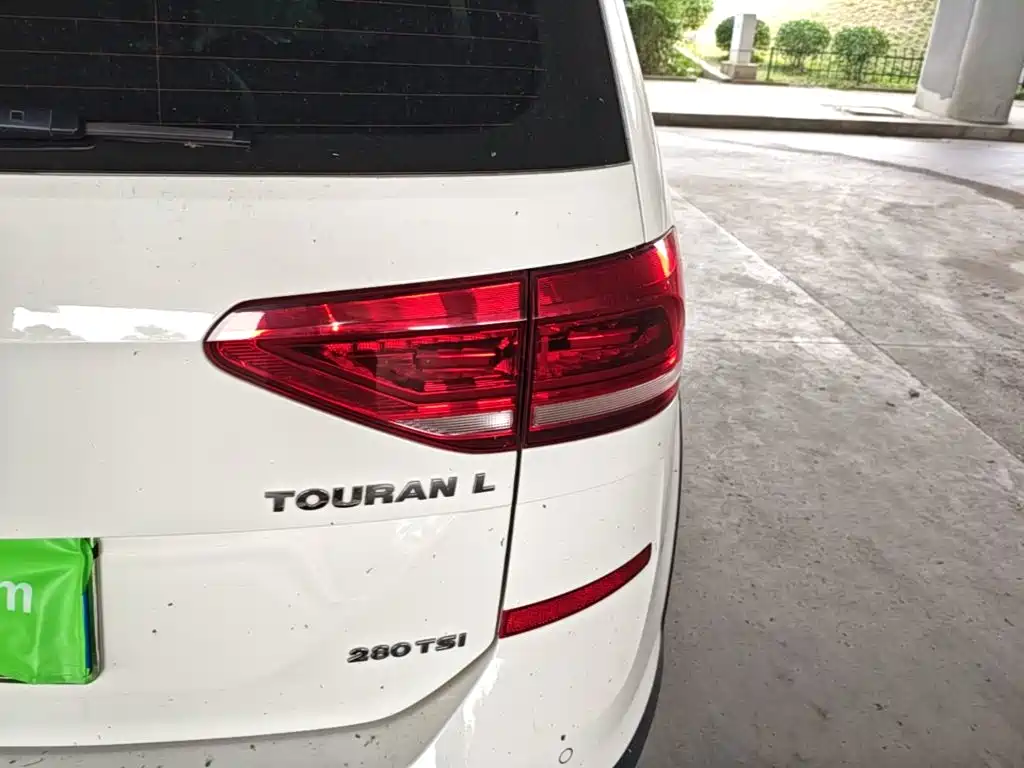 Volkswagen Touran — миниатюра 8