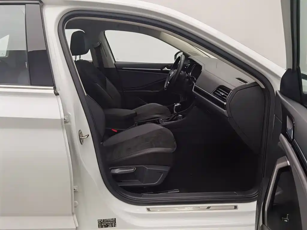 Volkswagen Sagitar — миниатюра 23