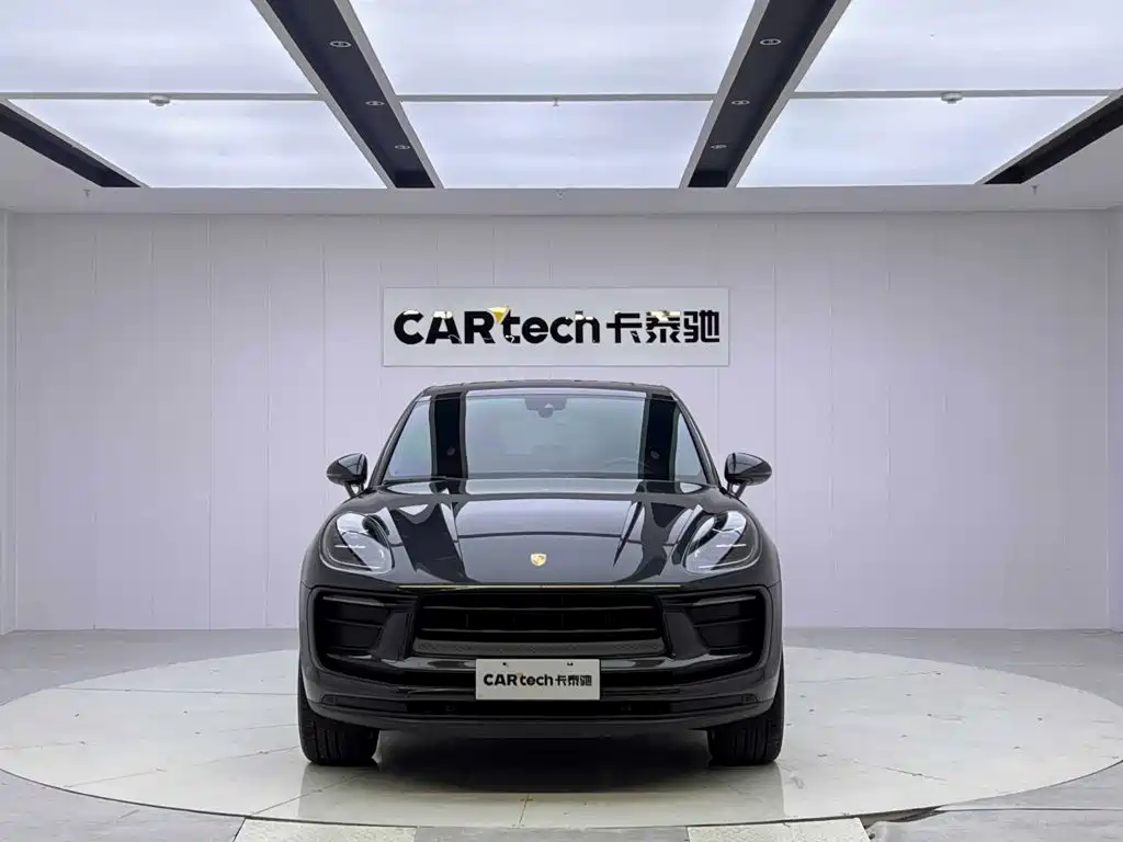 Porsche Macan — миниатюра 8