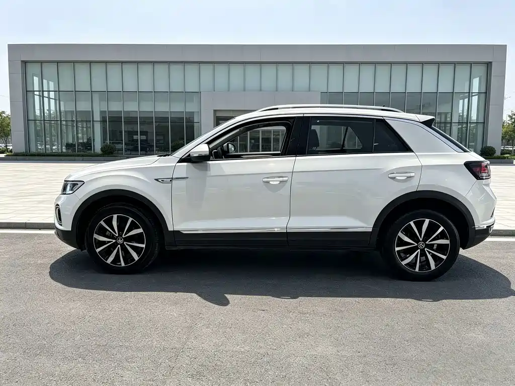Volkswagen T-Roc — миниатюра 7