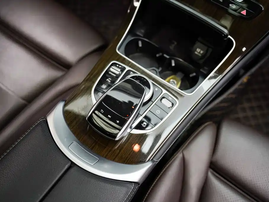 Mercedes-Benz GLC — миниатюра 11
